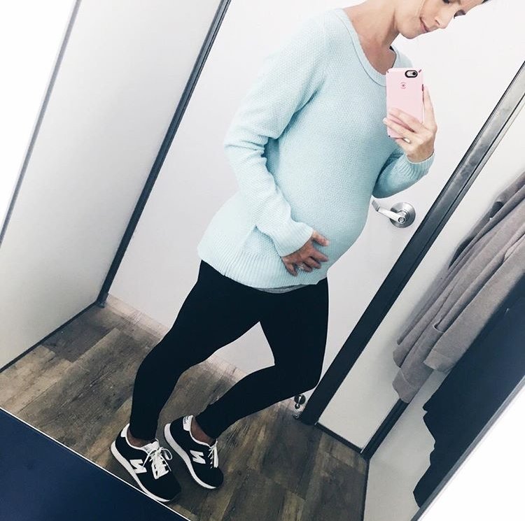 Fall style, sweater, leggings, sneakers