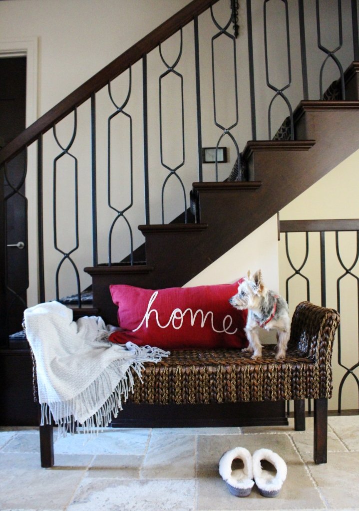 Christmas at home, neutral with pops of festive holiday decor