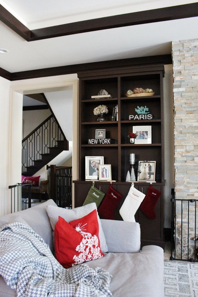 Christmas at home, neutral with pops of festive holiday decor