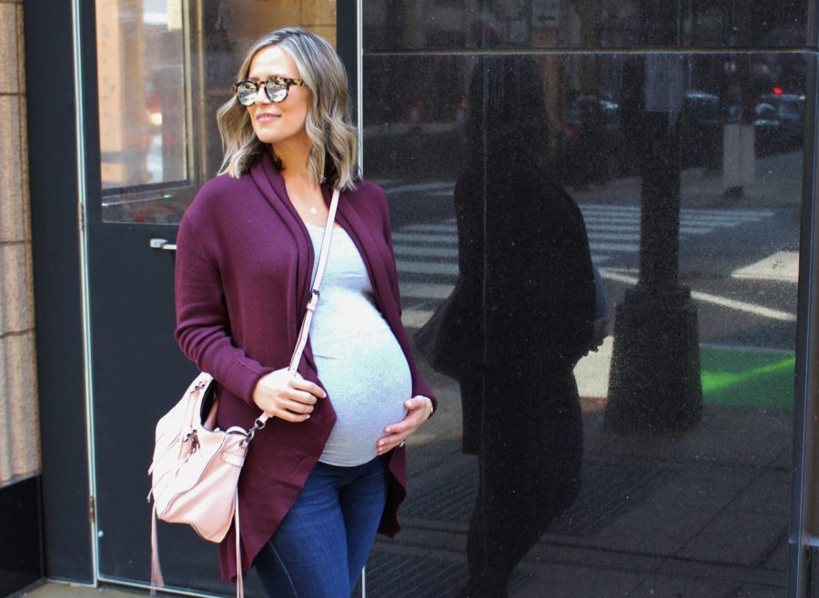 Bump style: tank, cardigan, maternity jeans, crossbody bag, flats