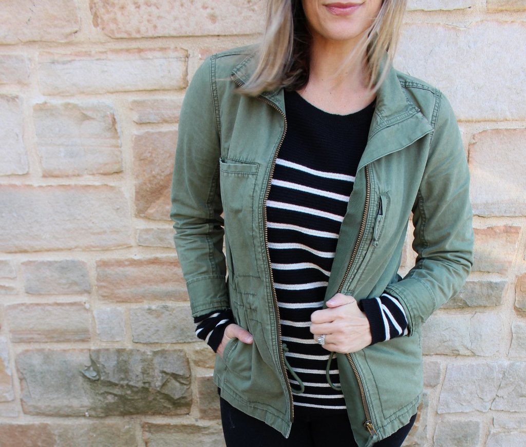 Postpartum style: striped tee, leggings, green army jacket, sneakers