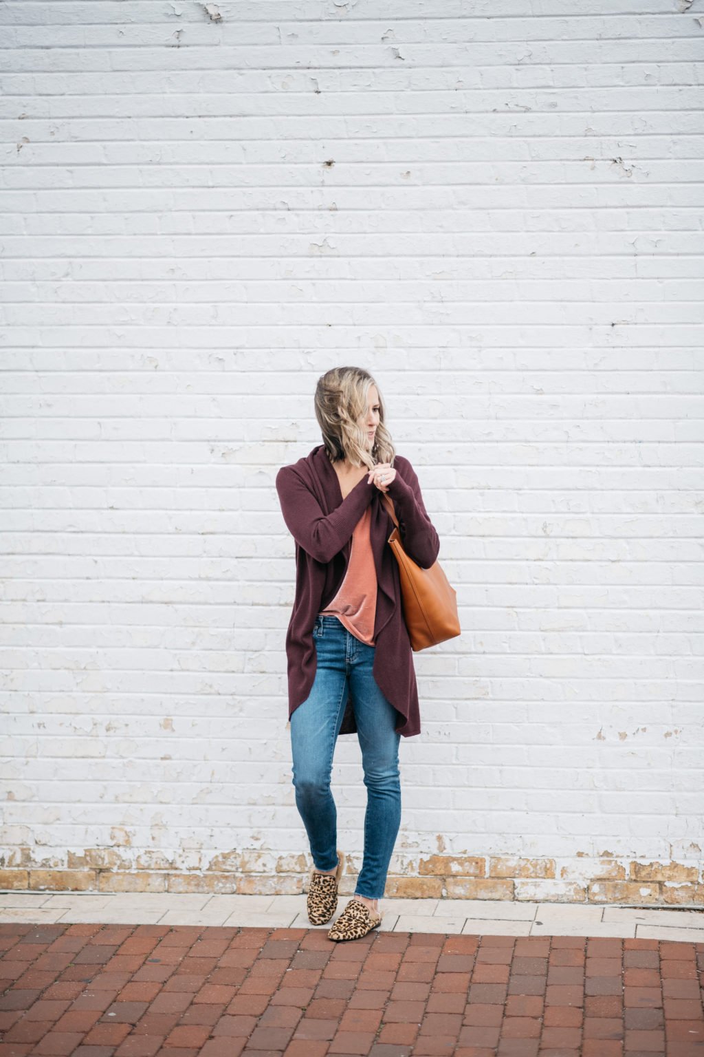 Casual NYE style, tank, cardigan, denim, tote, and flats