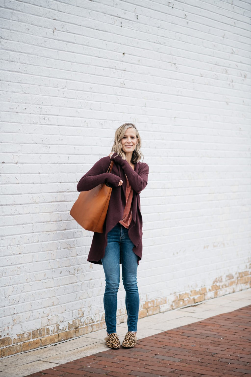 Casual NYE style, tank, cardigan, denim, tote, and flats