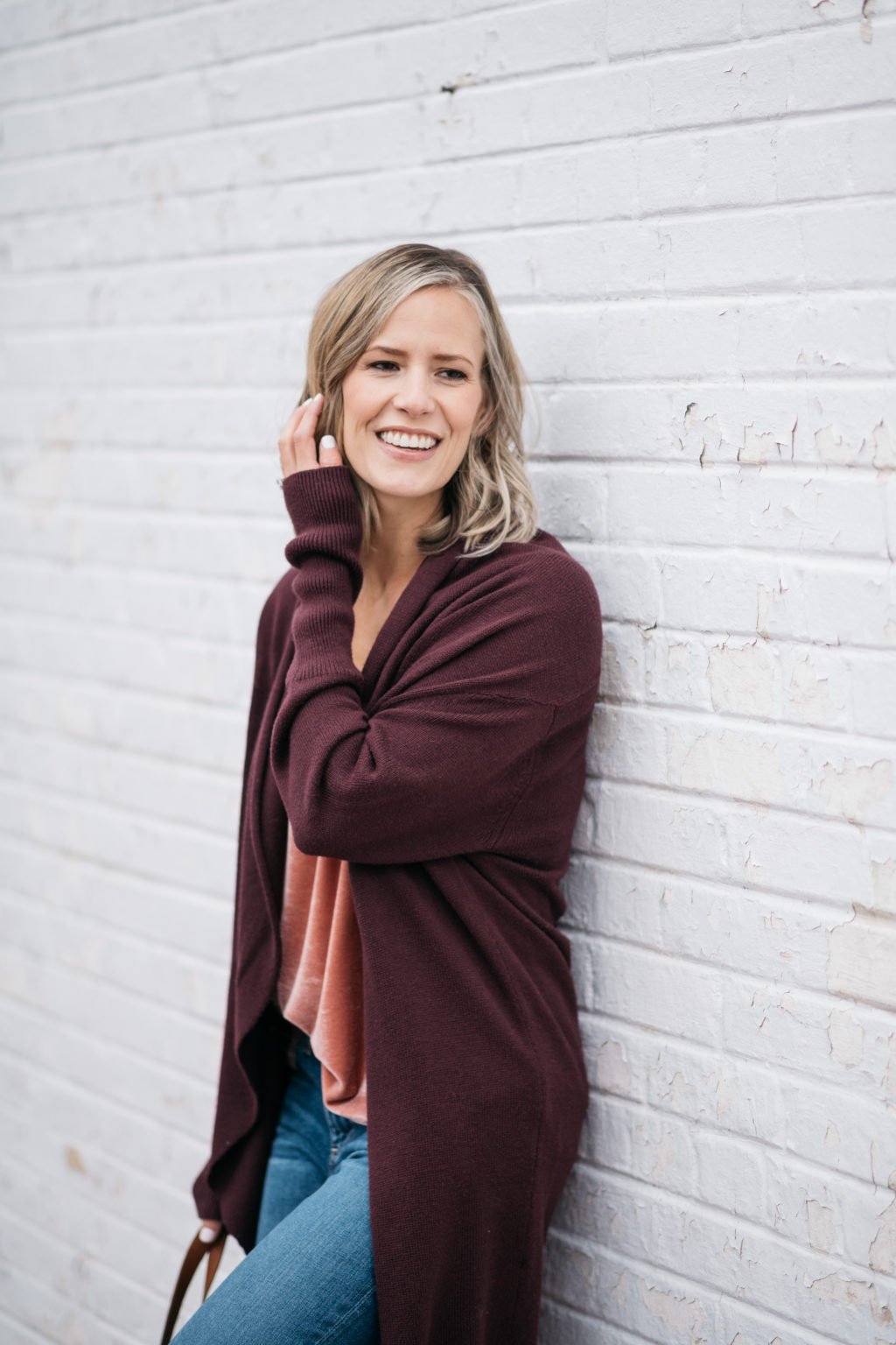 Casual NYE style, tank, cardigan, denim, tote, and flats