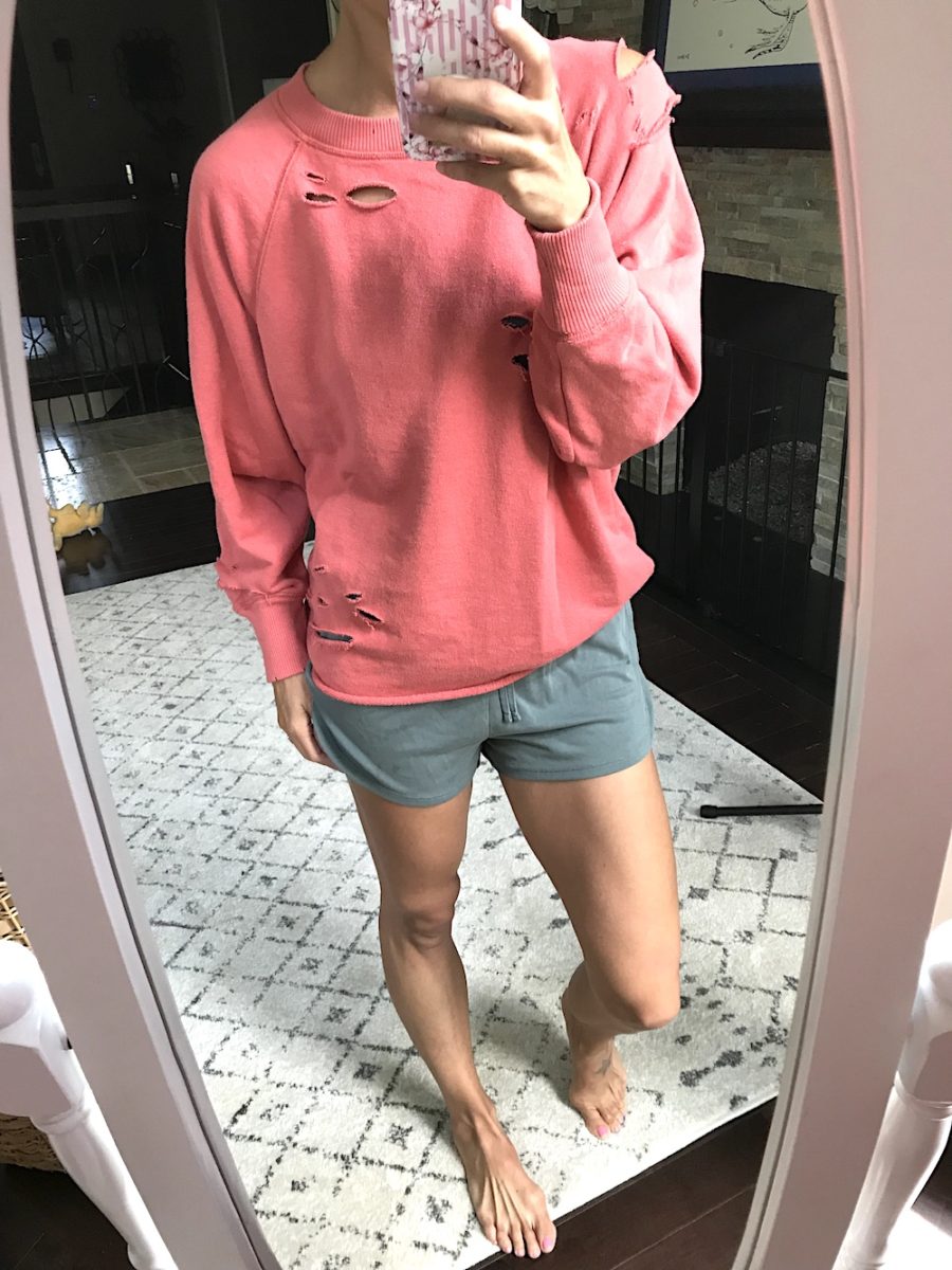 #ootd round up, sweatshirt and shorts