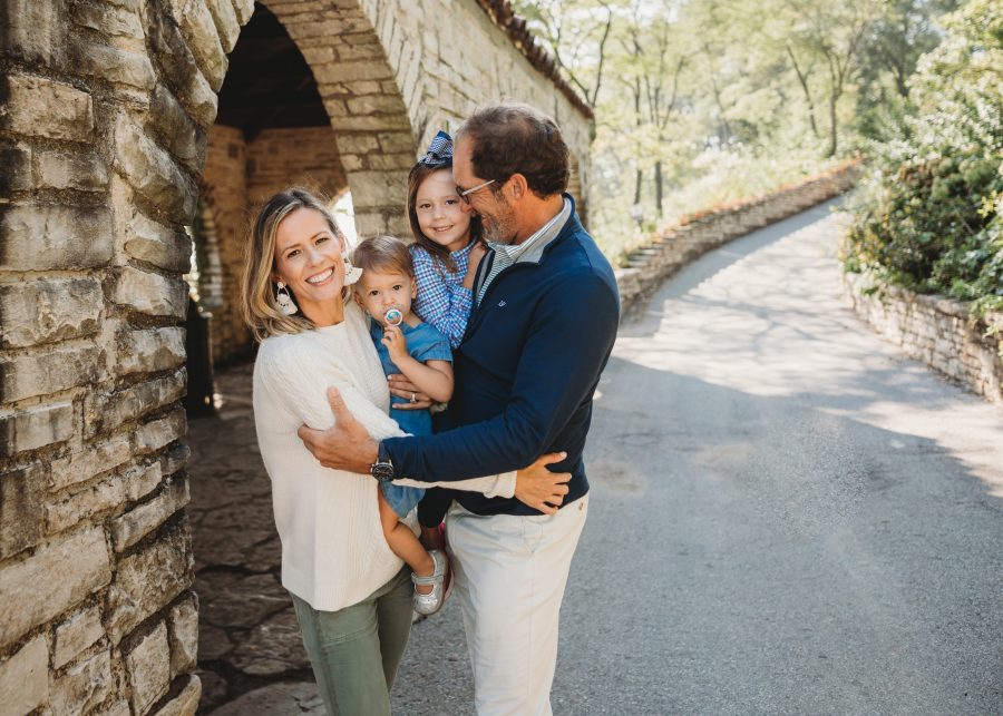 Family photos, wearing Vineyard Vines