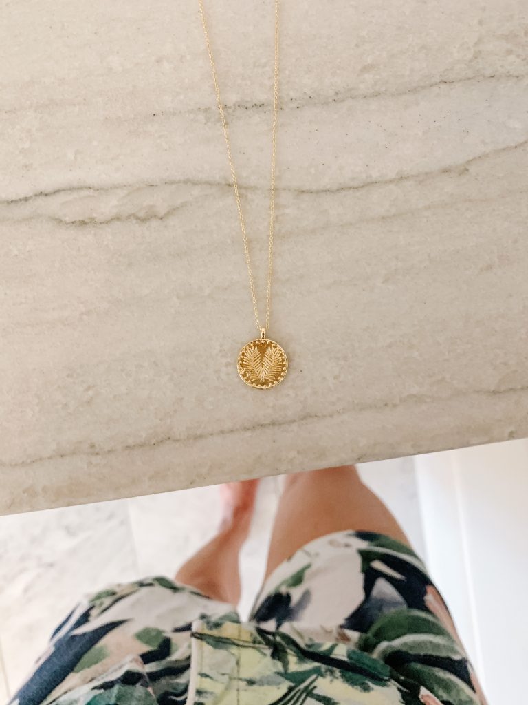 This Friday Five I'm spotlighting the Produce Alliance Foundation, a Patagonia dupe, a new journal, a necklace, and my favorites under $50. 