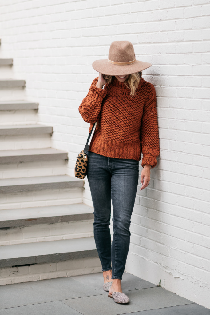 Favorite fall color combo: black and camel. An easy fall outfit and 10 podcasts I love.