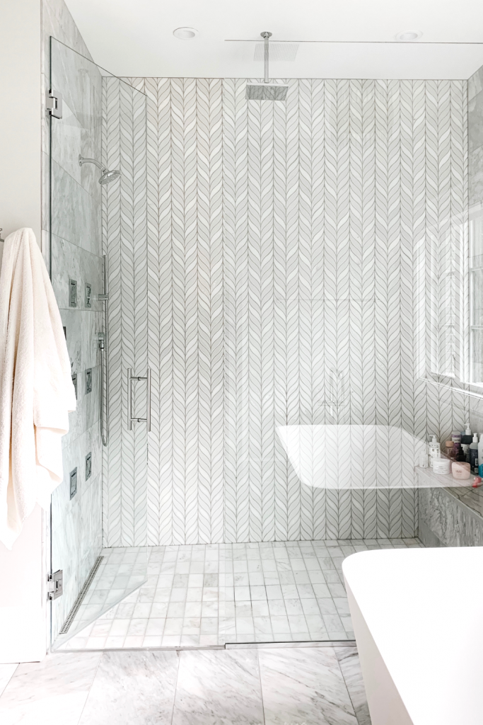 Today in the My Kind Of Sweet Home weekly series I'm sharing our Master Bathroom complete with white marble and gold accents. 
