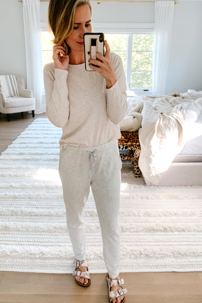 Sharing an #ootd round up today and a whole lot of casual outfit inspiration for a cozy and chic fall wardrobe. 