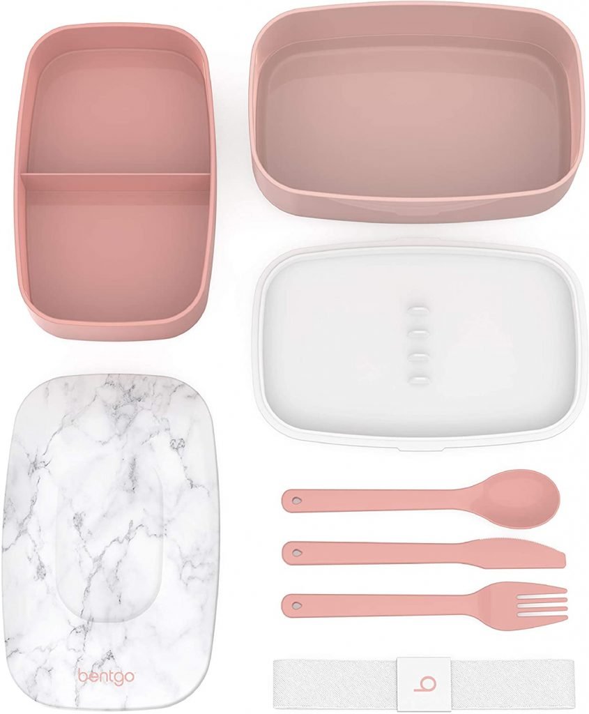 Teacher Gift Guide: STACKABLE LUNCHBOX SET | So much cuter than a brown bag.