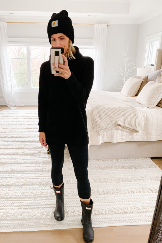 Here's what I wore in November. I mean, when I actually got dressed and didn't stay in my pajamas or old sweatpants all day. #ootd