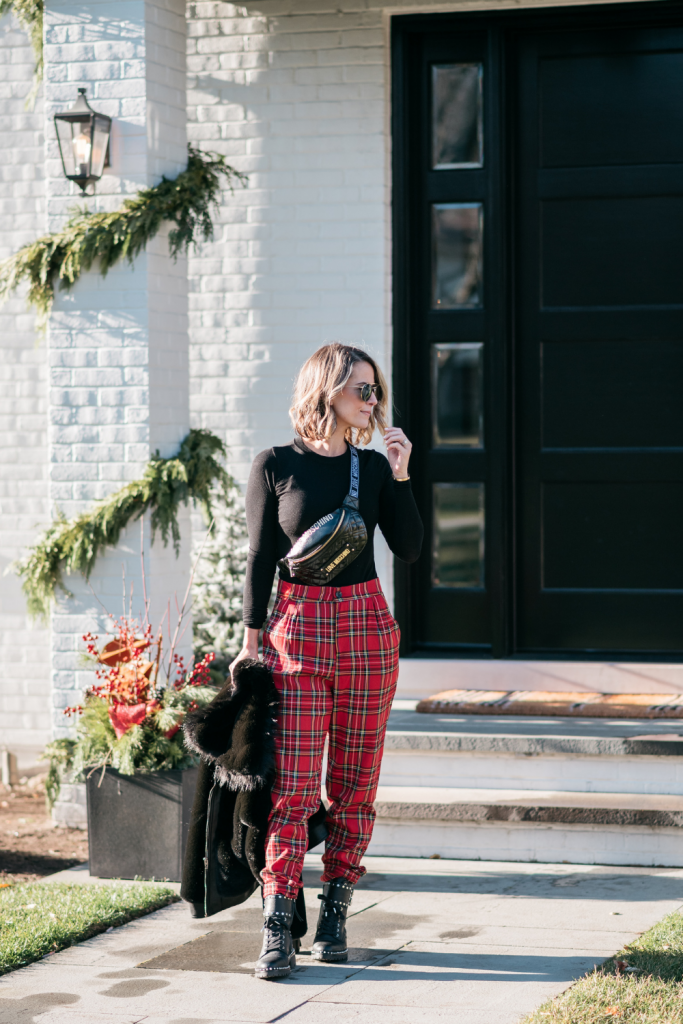 Nothing screams edgy and cool like a good pair of plaid pants and some faux fur. Today I'm styling a few timeless classics. 