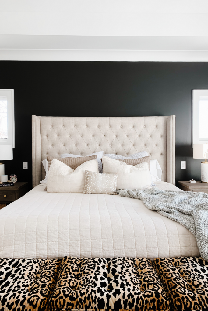 Today I'm sharing a cozy and chic master bedroom update featuring a black accent wall to make all the accents pop. 