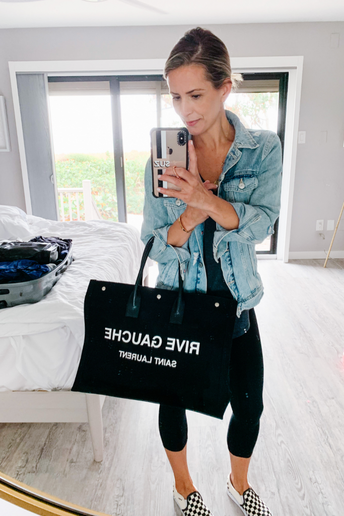 What to pack for spring break, travel outfit--leggings, tee, denim jacket, tote
