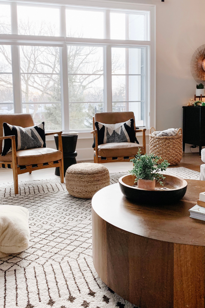 March best sellers, pouf