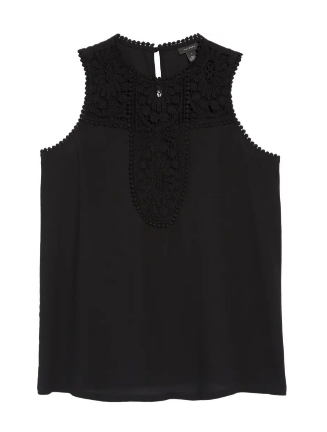 Summer capsule wardrobe, lace tank