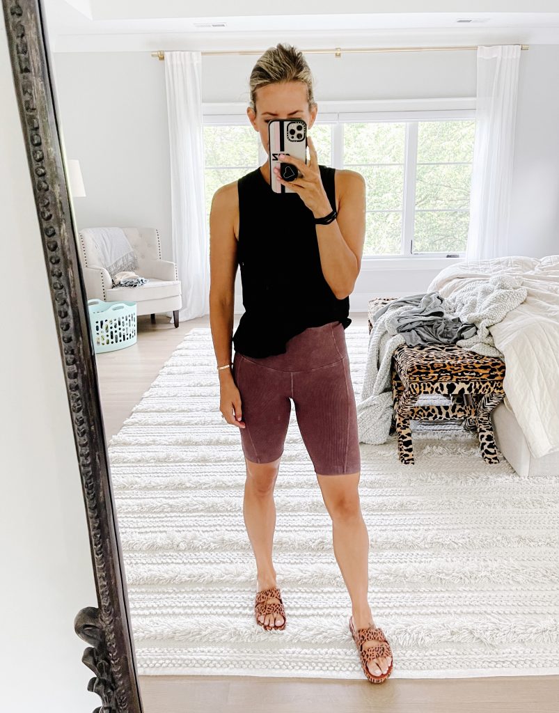 June #ootd round up, bike shorts, tank, and slides