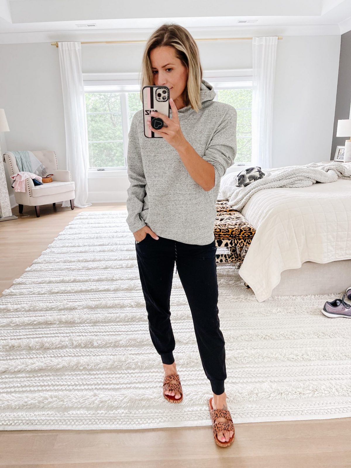 Late summer #ootd round up, pullover and joggers