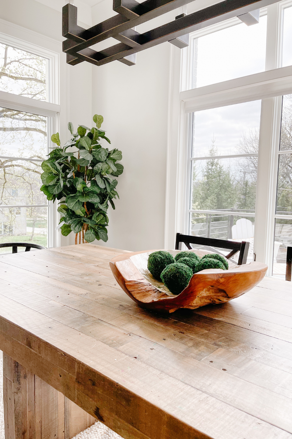 Kitchen nook styling
